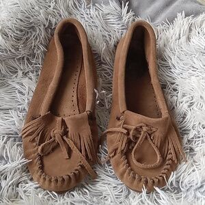 Minnetonka leather moccasins women's size 10